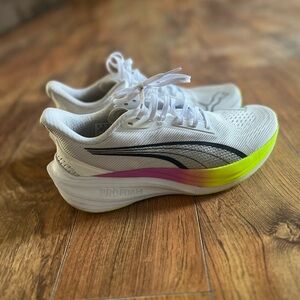 Puma Women's White and Neon Yellow Athletic Shoes